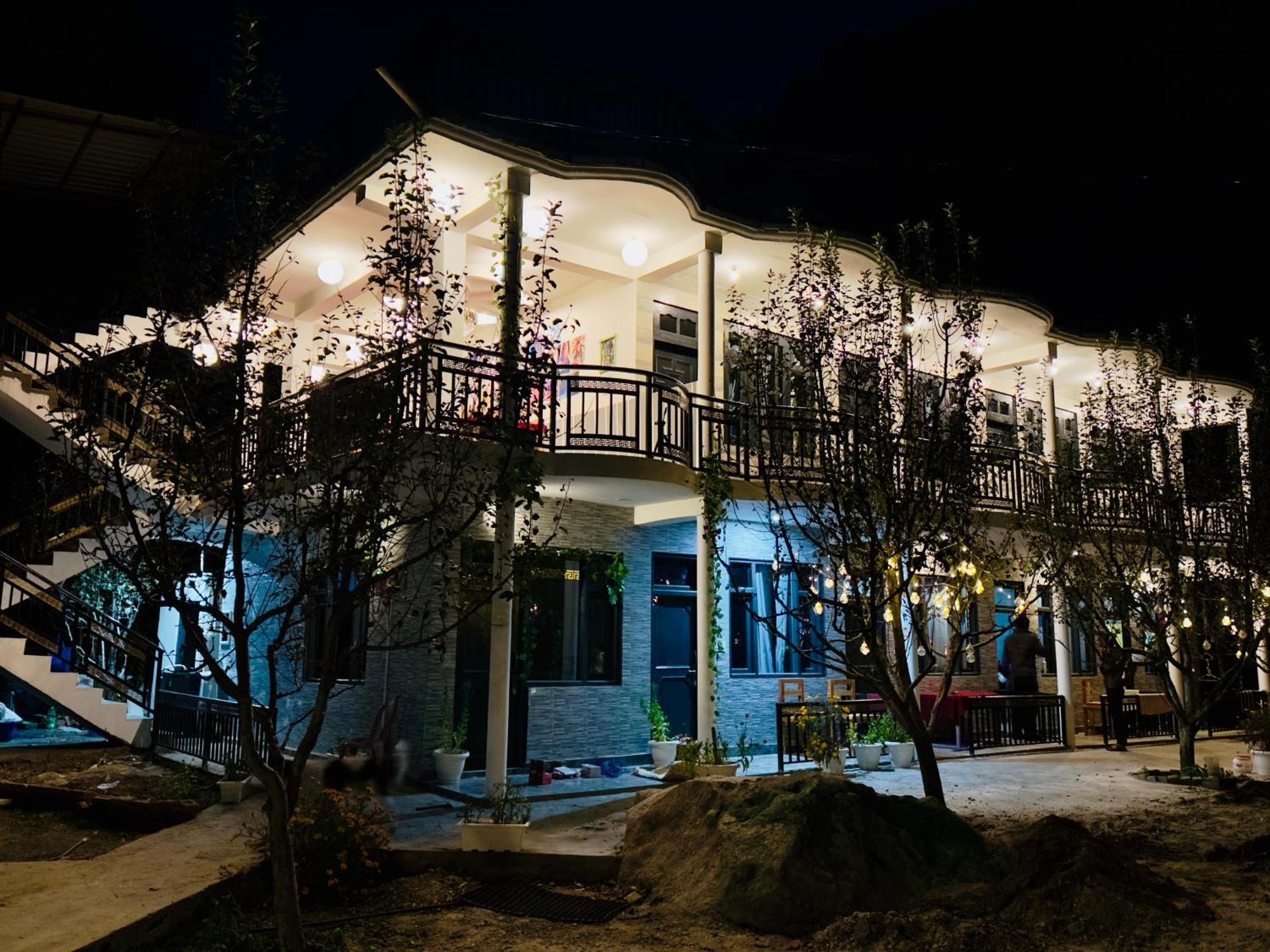 Hotel Rare House Kalgha Exterior foto